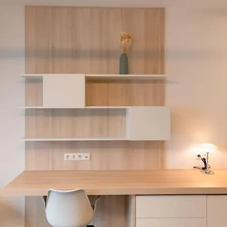 Henry's Appt With A Private 415 - Shared Kitchen * Luxemburg