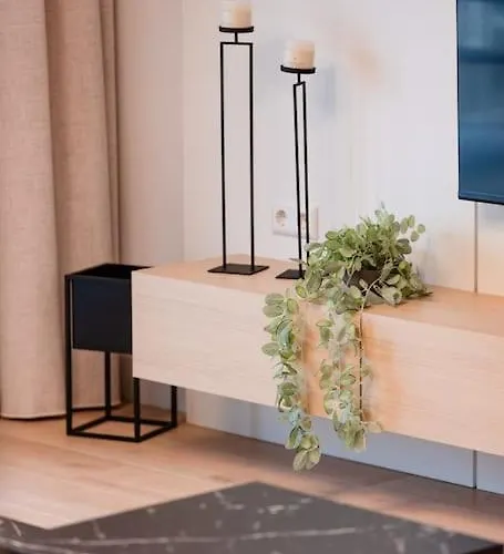 Apartman Henry's Appt With A Private 415 - Shared Kitchen