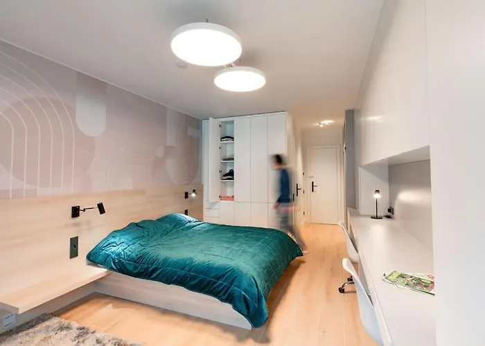 Henry's Appt With A Private 415 - Shared Kitchen * Luxemburg