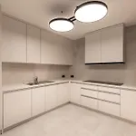 Apartment Henry's Appt With A Private 415 - Shared Kitchen *