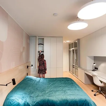 Henry's Appt With A Private 415 - Shared Kitchen * Luxembourg