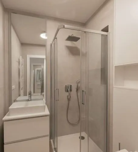 Henry's Appt With A Private 415 - Shared Kitchen * Luxembourg