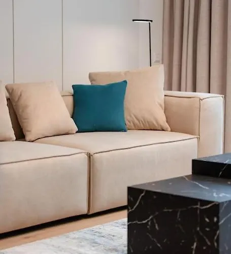 Henry's Appt With A Private 415 - Shared Kitchen Apartment *