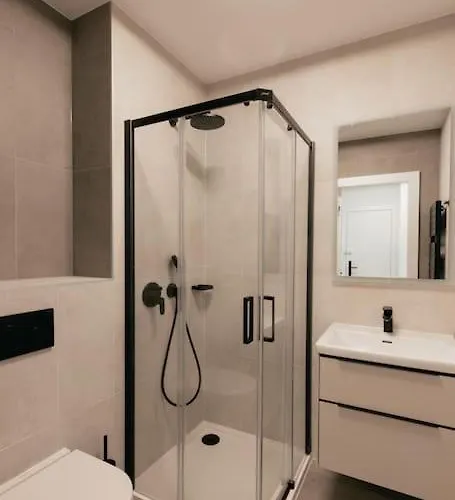 Henry's Appt With A Private 415 - Shared Kitchen Luxembourg