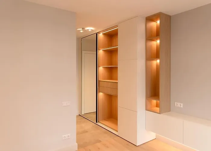 Henry's Appt With A Private 415 - Shared Kitchen Apartment