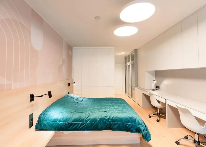 아파트 Henry's Appt With A Private 415 - Shared Kitchen