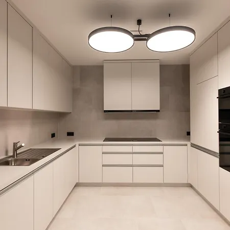 Henry's Appt With A Private 415 - Shared Kitchen 公寓 卢森堡